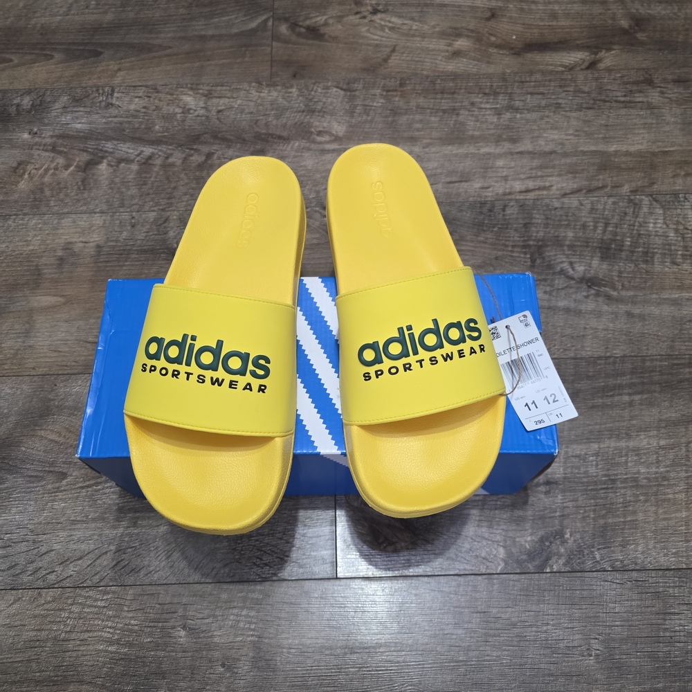 Adidas  Adilette  Slides Men Size 11